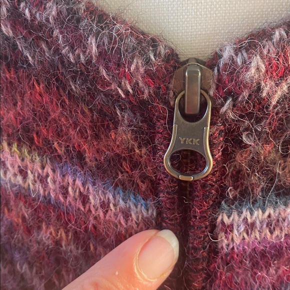 Peruvian Connection 100% Alpaca Wool
Cardigan Sweater Size S Handmade Soft Warm - Picture 15 of 15